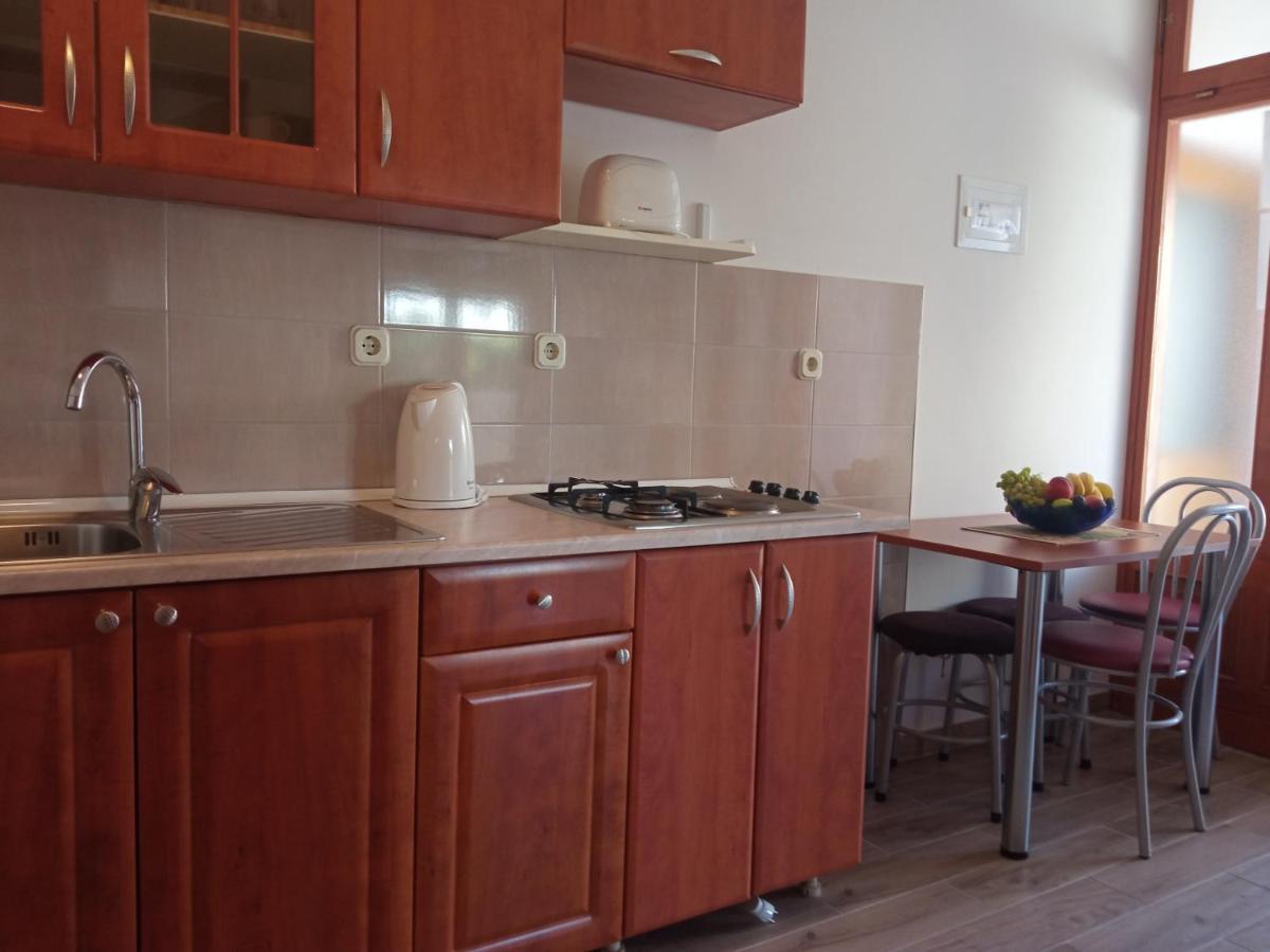 Nives Apartmani باكوشتاني المظهر الخارجي الصورة